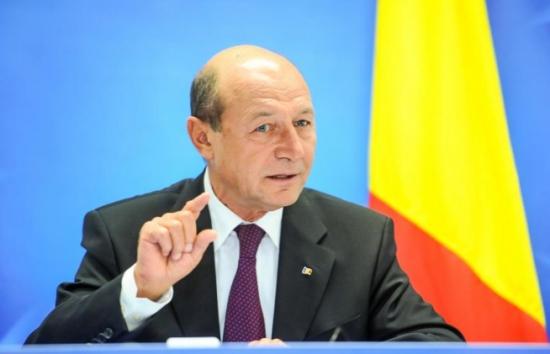 Traian Băsescu: &quot;O criză în sistemul maritim ar fi mai gravă decât criza bancară&quot;