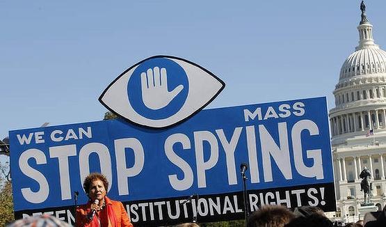 &quot;Închideţi Big Brother&quot;: Manifestaţie contra NSA la Washington
