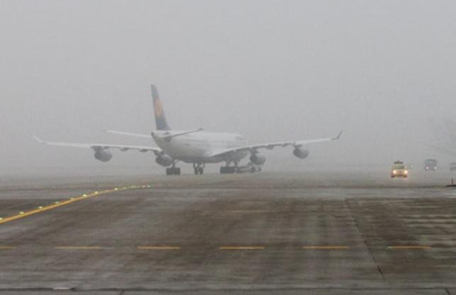 Cursă Lufthansa de la Munchen, ce urma să aterizeze la Sibiu, redirecţionată din cauza ceţii 