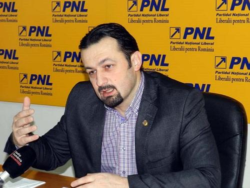Senator PNL: Bandele de mafioţi nu ar putea să scoată sclavii peste graniţe fără concursul Poliţiei Române!