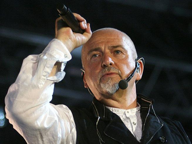 S-au pus in vanzare biletele la Peter Gabriel. In cateva ore, mii de comenzi online!