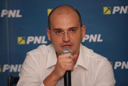 Deputatul Florin Alexe, reales în fruntea organizaţiei PNL Sector 3