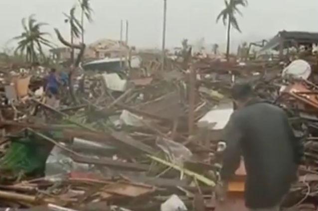 Soldații americani sosiți în Filipine s-au arătat șocați de dezastrul produs de taifunul Haiyan