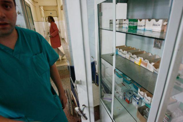 Buşoi: Din 2014 spitalele vor fi sancţionate dacă pun pacienţii să-şi cumpere medicamente