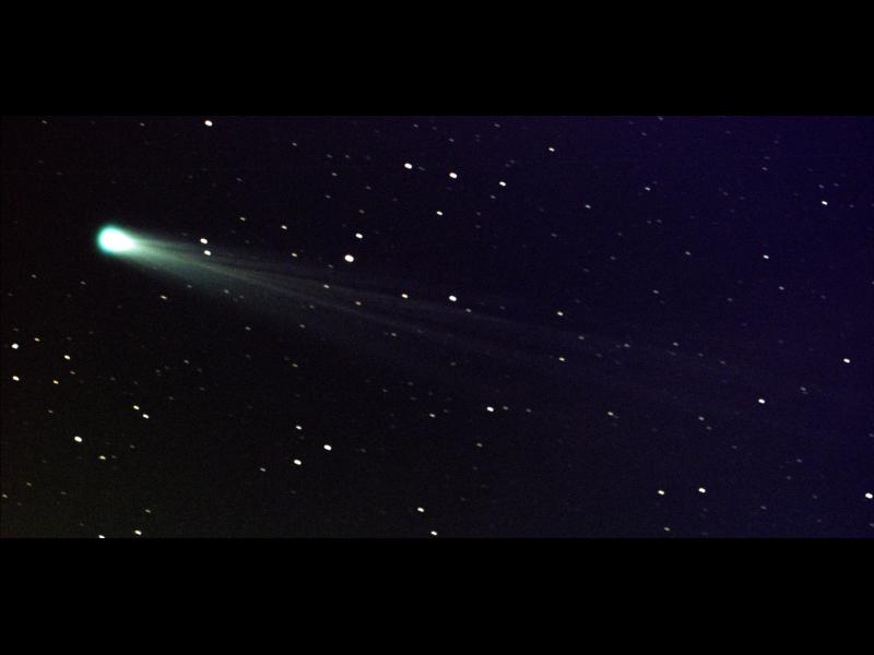 Luaţi-vă binoclul, imagini spectaculoase pe cer! Cometa ISON şi-a desfăcut &quot;aripile&quot;, pe măsură ce se apropie de Soare (FOTO+VIDEO)