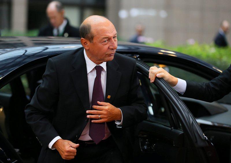 De la Vilnius, Băsescu merge la Chişinău: &quot;Mergem să-i felicităm pe moldoveni și să le spunem că-i așteptăm cu drag în UE”