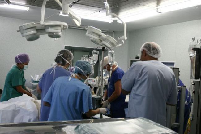Invenţie românească revoluţionară în microchirurgie, premiată la Bruxelles