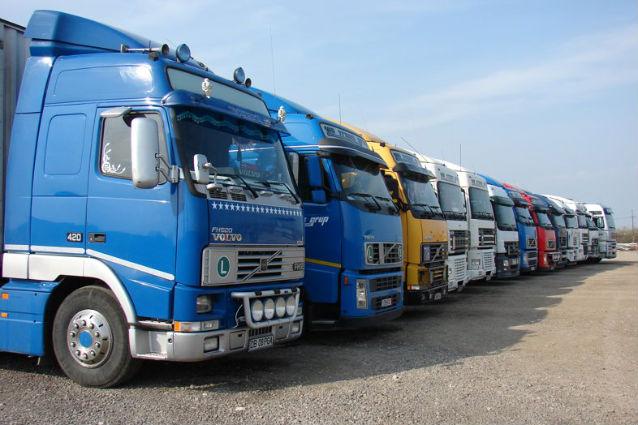 86.000 de camioane trag pe dreapta, începând de luni