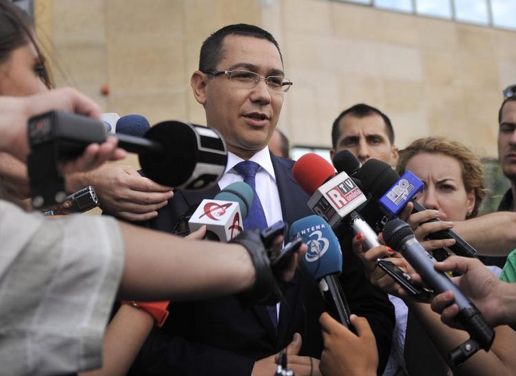 Ponta: Din nefericire, la noi se amestecă lupta instituţională şi corupţia cu bătălia politică