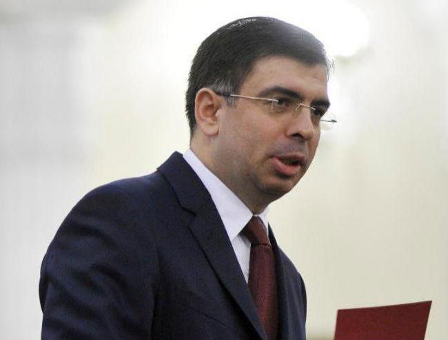 Cazanciuc: MJ a dat aviz negativ la Legea amnistierii; ar fi însă o soluţie pentru penitenciare