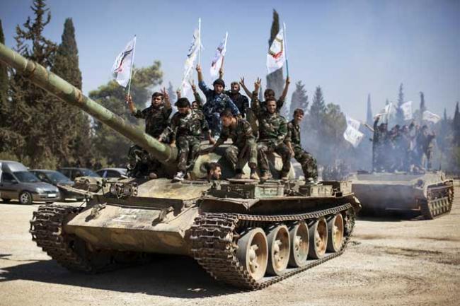 Turcia a furnizat arme rebelilor sirieni, susţine un cotidian turc
