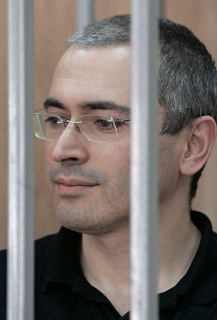 Putin a semnat decretul de graţiere pentru Mihail Hodorkovski. După 10 ani de detenție, magnatul rus a părăsit închisoarea