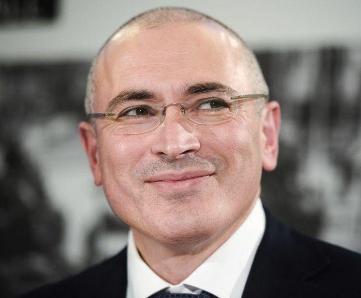 Curtea Supremă a Rusiei ordonă reexaminarea dosarelor în procesele lui Hodorkovski 