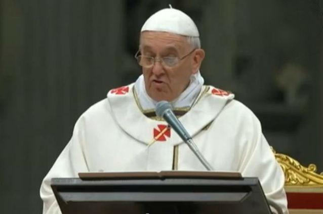“Tărie, curaj şi speranţă”, urările Papei Francisc pentru noul an
