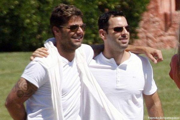 Ricky Martin s-a despărţit de iubitul său, Carlos Gonzalez