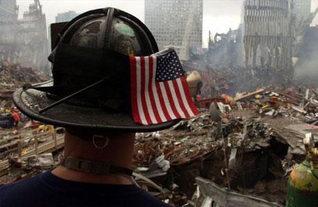 Foşti poliţişti şi pompieri din New York, inculpaţi pentru fraudă după atentatele din 11 septembrie