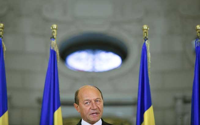 Falsa imunitate a lui Traian Băsescu. Protecţia penală de care beneficiază preşedintele se datorează procurorilor, nu judecătorilor sau legii