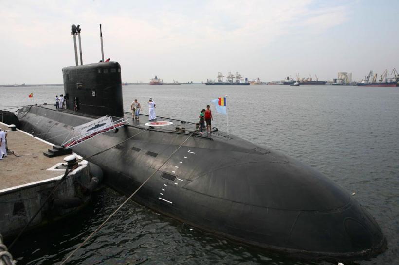 Forţele Navale române se modernizează. Primele nave, una dintre fregate şi submarinul Delfinul 