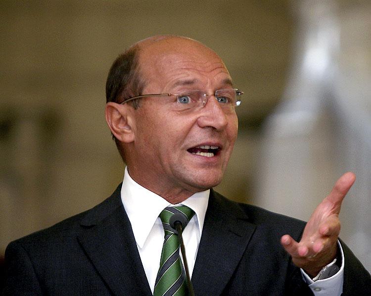 PSD: Băsescu frânează Legislativul. Preşedintele a întors 211 legi în ultimii 9 ani