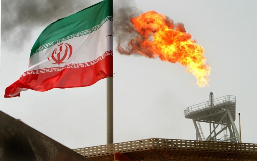 Uniunea Europeană a suspendat, timp de şase luni, o serie de sancţiuni economice impuse Iranului