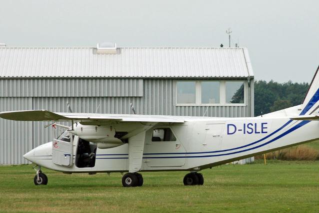 Aparatul Britten-Norman Islander BN 2, foarte popular în Europa. Principalele caracteristici