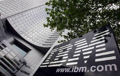 Chinezii de la Lenovo cumpără IBM, bucată cu bucată
