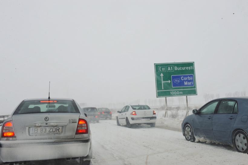 Autostrada Bucureşti - Piteşti, redeschisă. A2, A3 şi zeci de drumuri naţionale, în continuare închise. Situaţia ACTUALIZATĂ a drumurilor din România