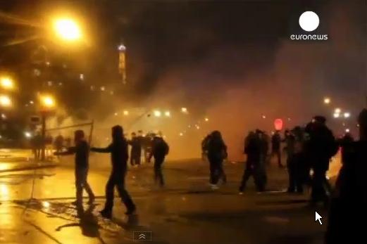 Ziua Furiei a degenerat în violenţe la Paris. 250 de arestaţi şi 12 poliţişti răniţi (VIDEO)