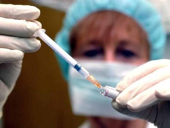 Ministerul Sănătăţii a anunţat oprirea campaniei naţionale de vaccinare antigripală. 400.000 de doze - neconforme