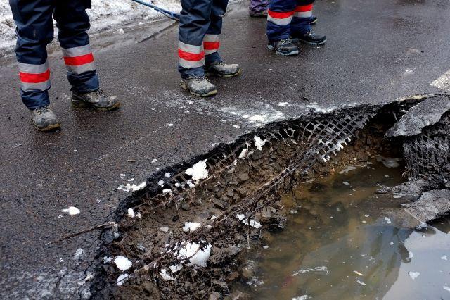 Zeci de străzi din Bucureşti intră în reparaţii capitale. Unde se vor executa lucrările 