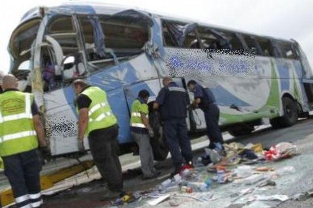 Autocar românesc implicat într-un accident în Suedia: şoferul de rezervă a fost rănit