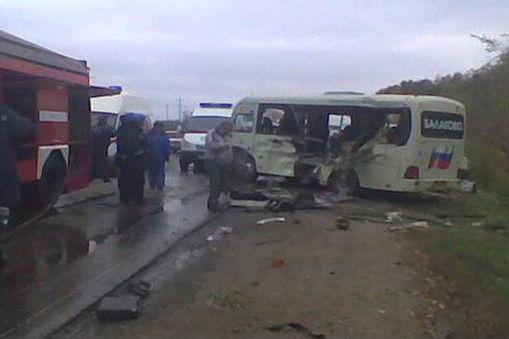Grav accident rutier în Rusia: 10 oameni au murit şi trei au fost răniţi