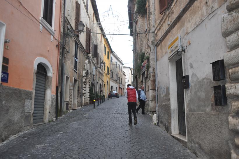Atentat la Sezze-Romano, Italia. Un psihopat îi scoate din cauză pe români