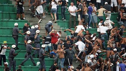 Brazilia: Un suporter a fost ucis în timpul incidentelor, la meciul dintre FC Sao Paulo şi Santos FC