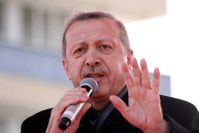 Turcia: Mii de persoane puse sub ascultare, inclusiv premierul!
