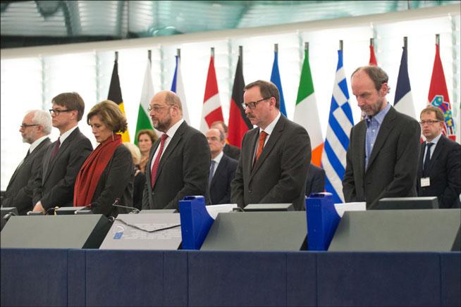 Minut de reculegere pentru victimele din Ucraina, în Parlamentul European