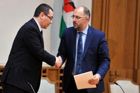 Guvernul Ponta 3 promite emisiuni extinse în limba maghiară și dă liber la arborarea steagului secuiesc