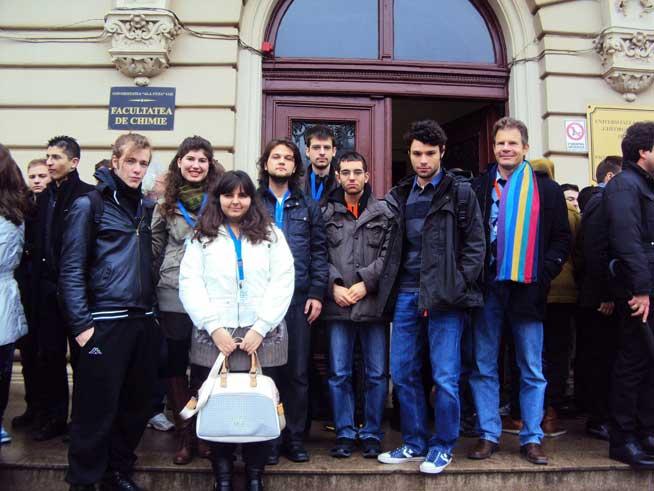Studenţii matematicieni români au obţinut locul I la Olimpiada internaţională de matematică