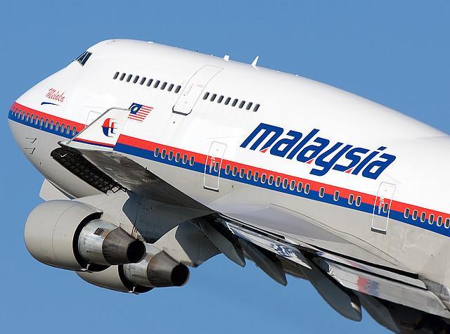 Reuters: Avionul dispărut ar fi fost găsit de armata malaeziană în Strâmtoarea Malacca
