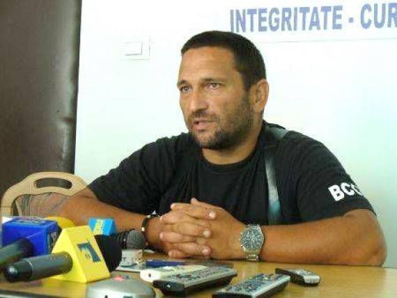Şeful DIICOT Alba, urmărit penal, după ce fostul şef al BCCO Alba, Traian Berbeceanu, l-a acuzat că i-a &quot;fabricat&quot; dosarul