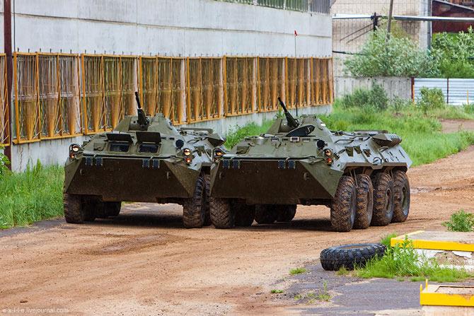 Trupele ruseşti au luat cu asalt baza aeriană ucraineană de la Belbek folosind vehicule blindate