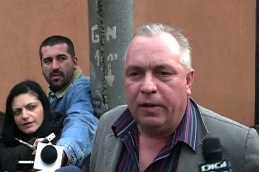 Ziarişti bruscaţi de gărzile de corp ale lui Nicuşor Constantinescu, la Curtea de Apel