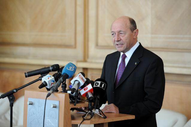 Băsescu se promovează pentru funcţia de premier: Într-un an aş pune ţara pe şine