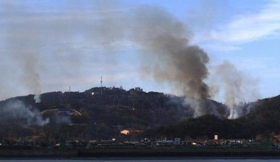 Schimb de focuri la frontiera maritimă dintre cele două Corei. Locuitorii din insula Baengnyeong, refugiaţi în adăposturi