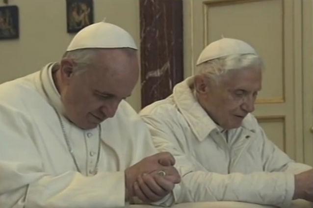 Vatican: Francisc l-a invitat pe Benedict al XVI-lea la canonizarea lui Ioan Paul al II-lea şi Ioan al XXIII-lea