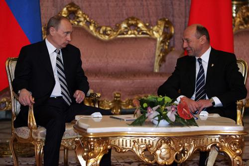 Moscova avertizează Bucureştiul în legătură cu poziţiile sale antiruseşti ale preşedintelui Băsescu