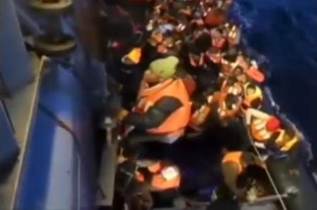 4.000 de imigranţi interceptaţi de autorităţile italiene în ultimele 48 de ore