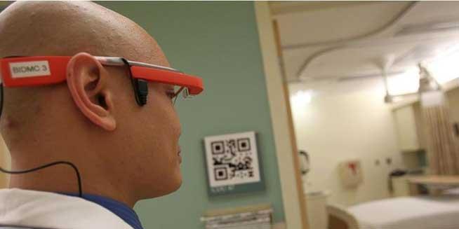 Un medic a salvat viaţa unui pacient graţie Google Glass