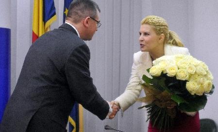  Elena Udrea respinge acuzaţia de viol din partea lui MRU
