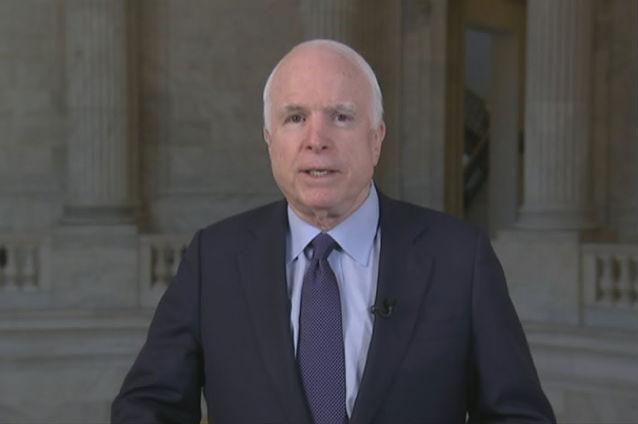 John McCain: Răspunsul occidentalilor faţă de Rusia este aproape ridicol